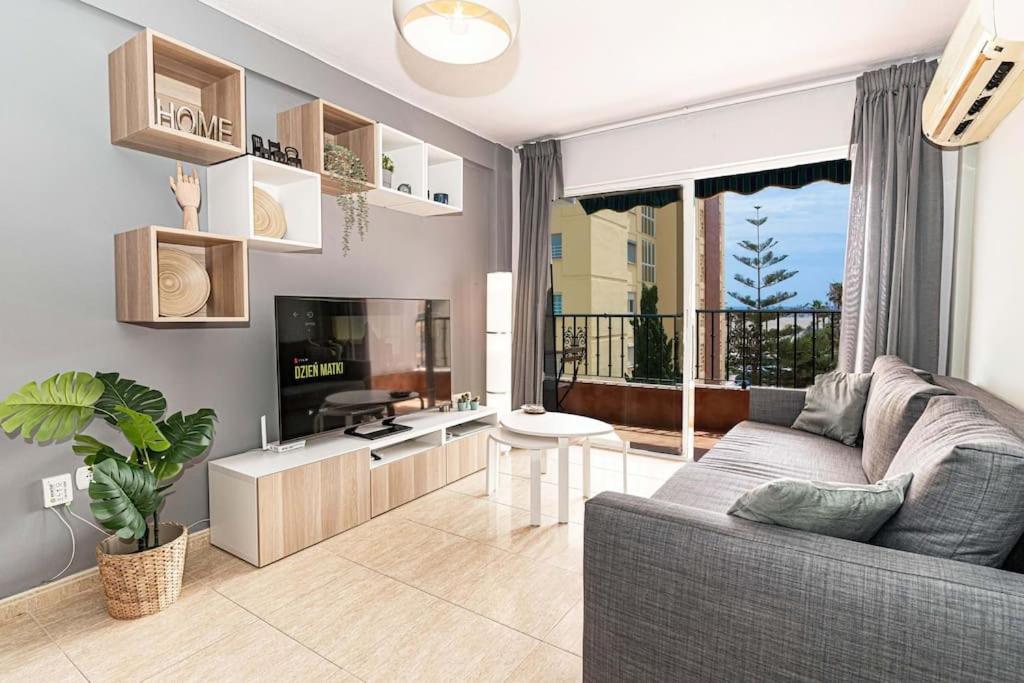 Sea Apartment Torre Del Mar Exterior photo