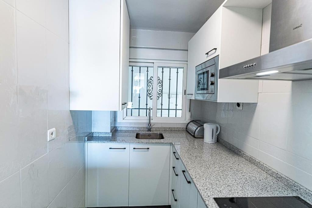 Sea Apartment Torre Del Mar Exterior photo