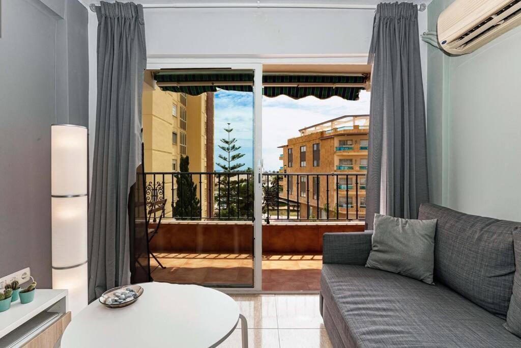 Sea Apartment Torre Del Mar Exterior photo